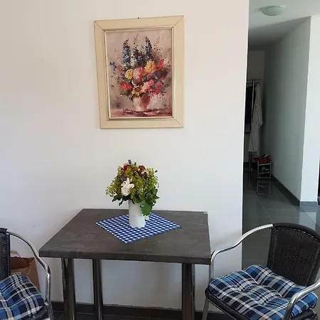 Apartment Near Frankfurt, Fantastic View! *
